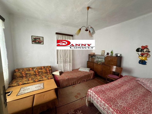 Къща в Велико Търново, Акация - 180 кв.м за 45 €/кв.м - Снимка #1