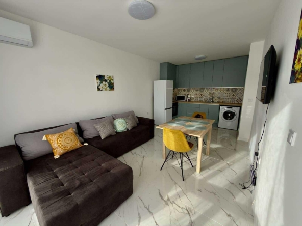 Дава се под наем Двустаен апартамент в Варна, Възраждане 3 - 57 кв.м за 498.27 € - Снимка #1