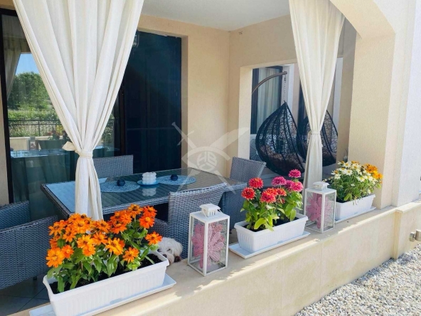 Двустаен апартамент в Созопол - 60 кв.м за 2067 €/кв.м - Снимка #1