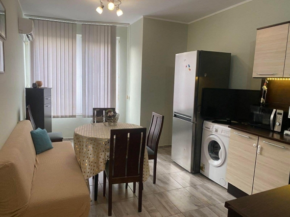 Дава се под наем Тристаен апартамент в Варна, Аспарухово - 70 кв.м за 448.8 € - Снимка #1