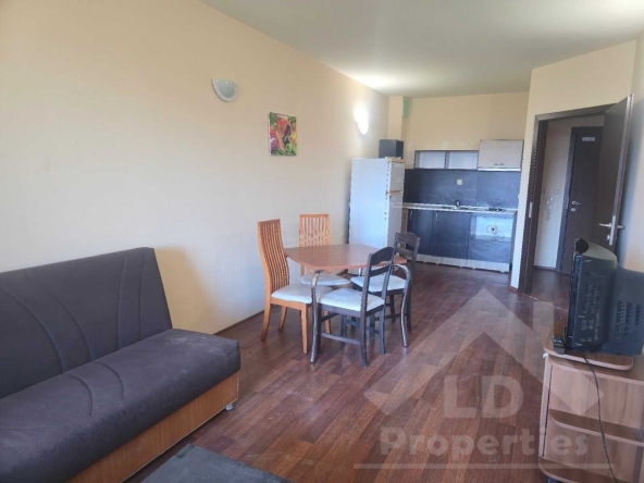 Двустаен апартамент в к.к. Златни пясъци - 101 кв.м за 581 €/кв.м - Снимка #1