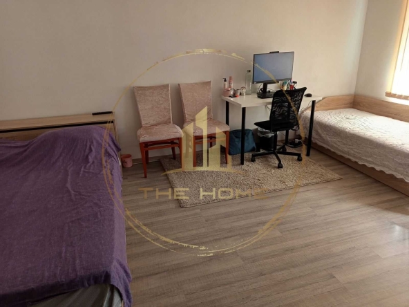 Дава се под наем Двустаен апартамент в Варна, Цветен квартал - 50 кв.м за 381.99 € - Снимка #1