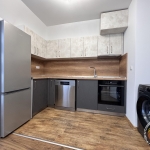 Дава се под наем Двустаен апартамент в Бургас, Лазур - 70 кв.м за 612 € - Снимка #1