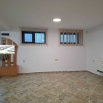 Дава се под наем Офис в Пловдив, Център - 70 кв.м за 298.86 € - Снимка #1