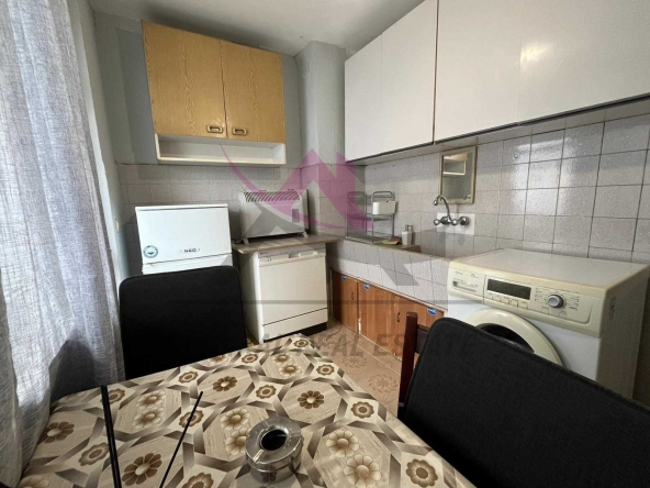 Дава се под наем Двустаен апартамент в Варна, Кайсиева градина - 50 кв.м за 278.97 € - Снимка #1