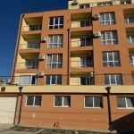 Дава се под наем Тристаен апартамент в Варна, м-т Пчелина - 75 кв.м за 648.21 € - Снимка #1