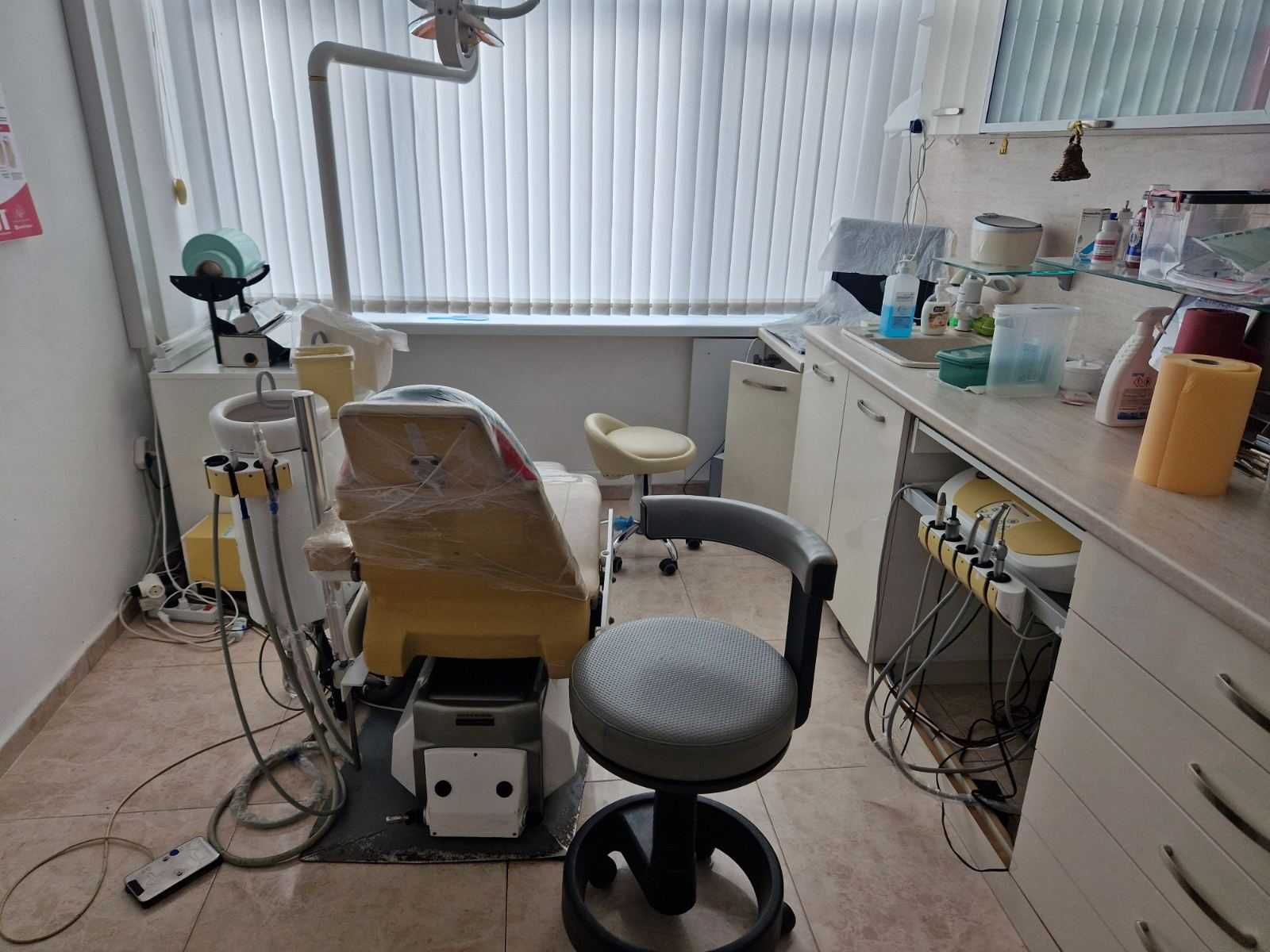 Дава се под наем Офис в Варна, Младост 1 - 15 кв.м за 398.82 € - Снимка #1