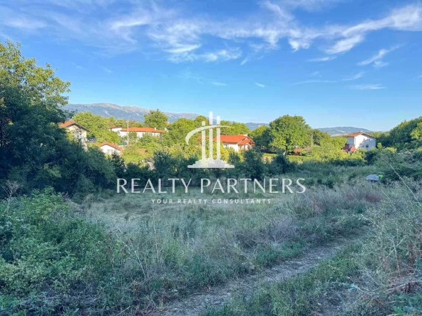 Парцел в с. Кралев дол, Област Перник - 1424 кв.м за 40 €/кв.м - Снимка #1