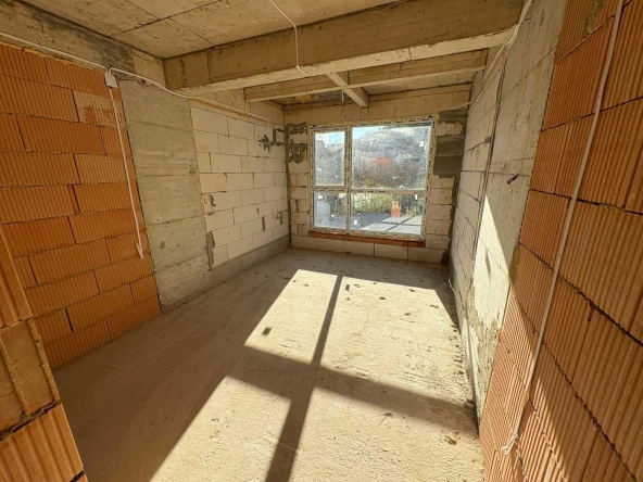 Тристаен апартамент в Варна, Виница - 95 кв.м за 752 €/кв.м - Снимка #1