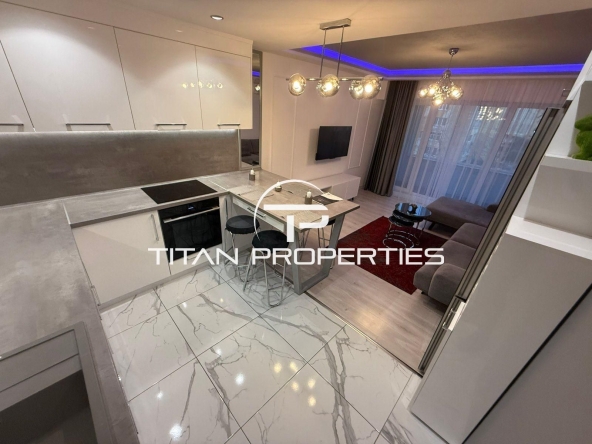 Дава се под наем Тристаен апартамент в Бургас, Изгрев - 65 кв.м за 797.64 € - Снимка #1
