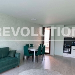 Дава се под наем Четиристаен апартамент в Варна, Бриз - 165 кв.м за 1196.97 € - Снимка #1