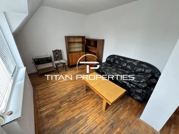 Дава се под наем Двустаен апартамент в Бургас, Център - 50 кв.м за 255 € - Снимка #1