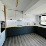 Тристаен апартамент в Стара Загора, Център - 149 кв.м за 1095 €/кв.м - Снимка #1