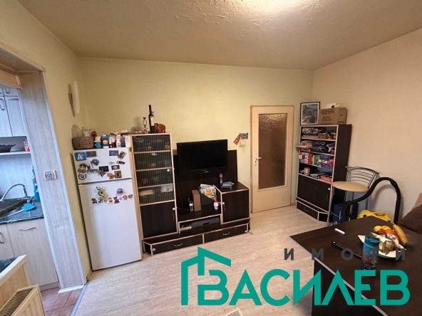 Тристаен апартамент в София, Център - 60 кв.м за 1403 €/кв.м - Снимка #1