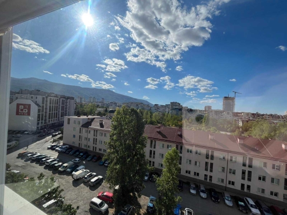 Дава се под наем Двустаен апартамент в София, Младост 3 - 65 кв.м за 508.47 € - Снимка #1