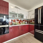 Дава се под наем Тристаен апартамент в с. Кошарица, Област Бургас - 85 кв.м за 359.04 € - Снимка #1