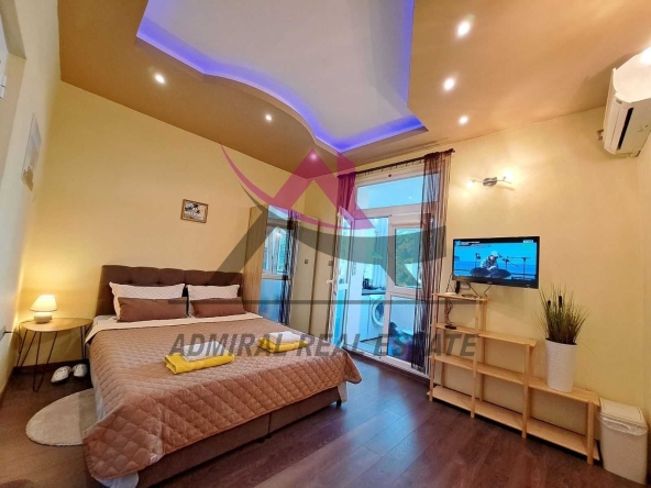 Дава се под наем Едностаен апартамент в Варна, Аспарухово - 34 кв.м за 398.82 € - Снимка #1