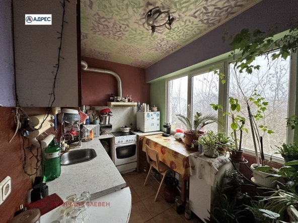 Двустаен апартамент в Плевен, Сторгозия - 62 кв.м за 551 €/кв.м - Снимка #1