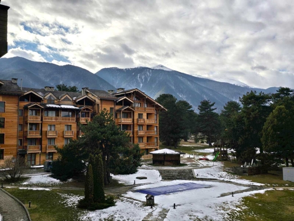 Дава се под наем Едностаен апартамент в Банско - 45 кв.м за 448.8 € - Снимка #1