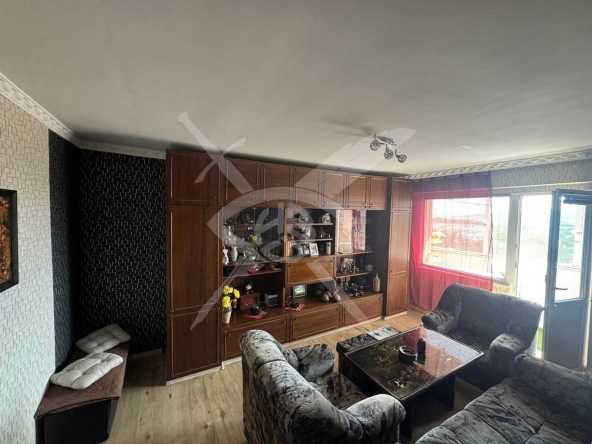 Тристаен апартамент в Айтос - 65 кв.м за 573 €/кв.м - Снимка #1