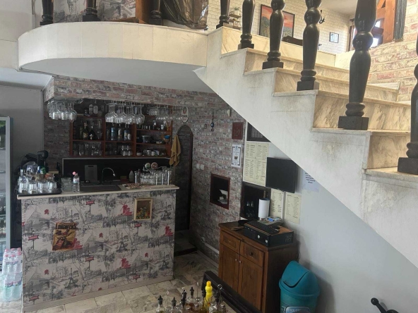 Дава се под наем Заведение в Пловдив, Тракия - 280 кв.м за 897.6 € - Снимка #1