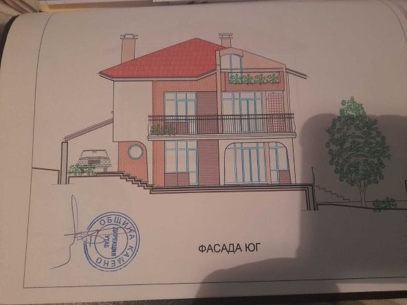 Къща в Бургас, Изгрев - 217 кв.м за 6 €/кв.м - Снимка #1