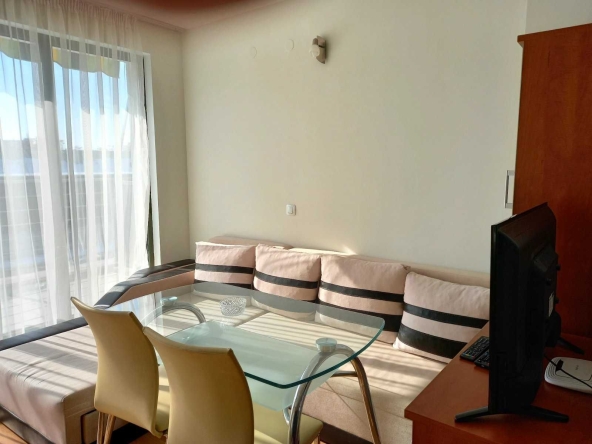 Дава се под наем Двустаен апартамент в Пловдив, Център - 65 кв.м за 350 € - Снимка #1
