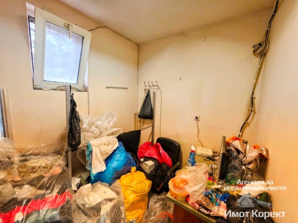 Магазин в Асеновград - 173 кв.м за 1180 €/кв.м - Снимка #1