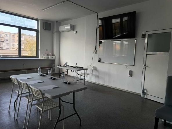 Дава се под наем Зала за събития в Пловдив, Централна гара -  кв.м за 39.78 € - Снимка #1