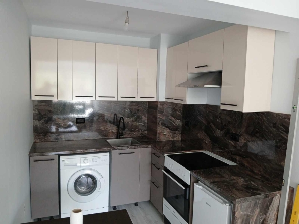 Дава се под наем Едностаен апартамент в Варна, ХЕИ - 35 кв.м за 368.73 € - Снимка #1