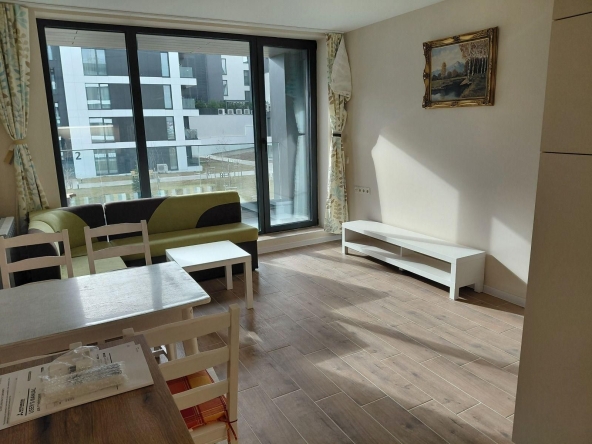 Дава се под наем Двустаен апартамент в София, Витоша - 60 кв.м за 647.19 € - Снимка #1