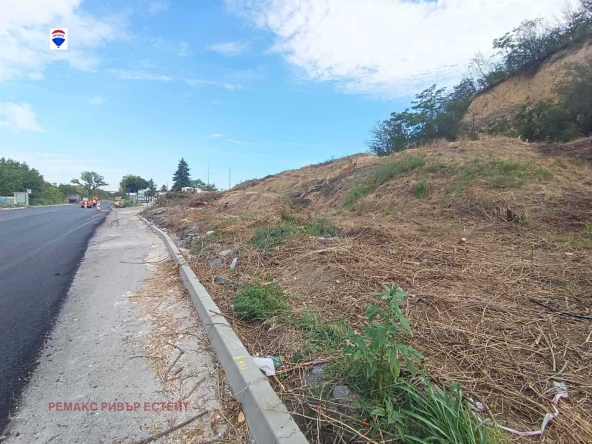 Парцел в Русе, Средна кула - 4579 кв.м за 30 €/кв.м - Снимка #1