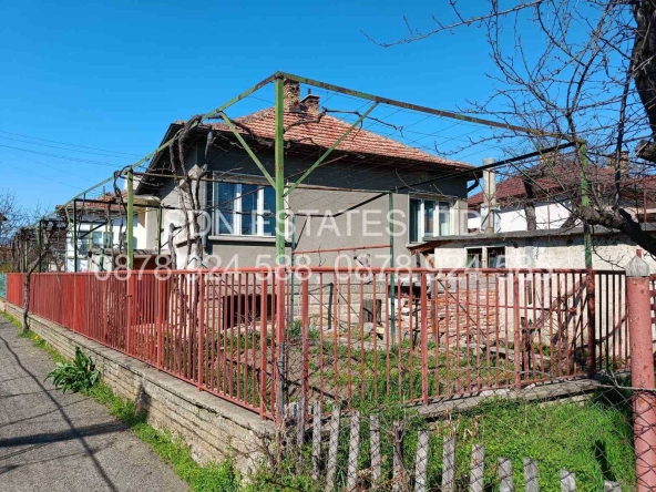 Къща в Казанлък - 80 кв.м за 1371 €/кв.м - Снимка #1