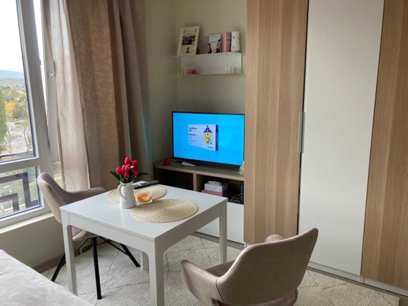 Дава се под наем Едностаен апартамент в София, Люлин 6 - 40 кв.м за 408 € - Снимка #1