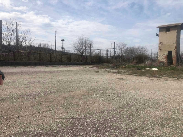 Дава се под наем Парцел в Димитровград - 2500 кв.м за 306 € - Снимка #1