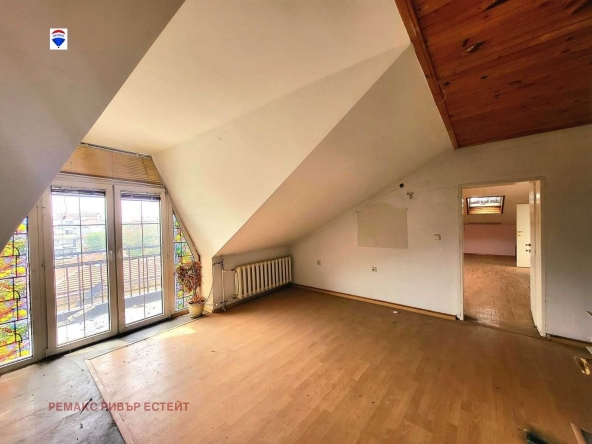 Мезонет в Русе, Център - 270 кв.м за 629 €/кв.м - Снимка #1