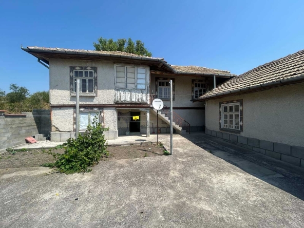 Къща в с. Еленово, Област Търговище - 120 кв.м за 187 €/кв.м - Снимка #1