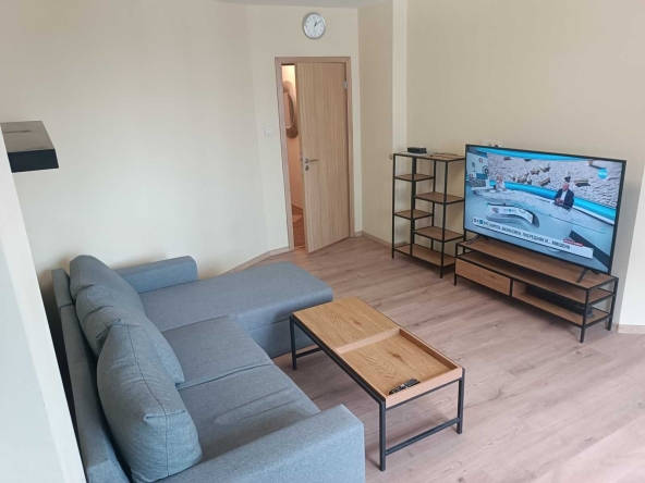 Дава се под наем Тристаен апартамент в София, Дианабад - 78 кв.м за 648.21 € - Снимка #1