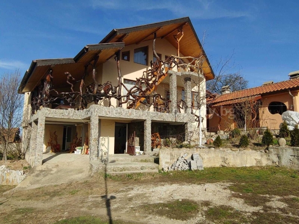 Къща в с. Драчево, Област Бургас - 320 кв.м за 485 €/кв.м - Снимка #1