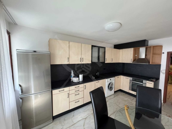 Тристаен апартамент в Бургас, Възраждане - 126 кв.м за 1122 €/кв.м - Снимка #1