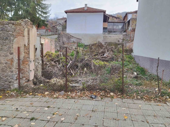 Парцел в с. Розово, Област Пазарджик - 400 кв.м за 25 €/кв.м - Снимка #1