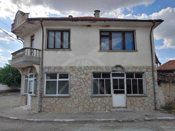 Къща в с. Дълбок извор, Област Пловдив - 140 кв.м за 357 €/кв.м - Снимка #1