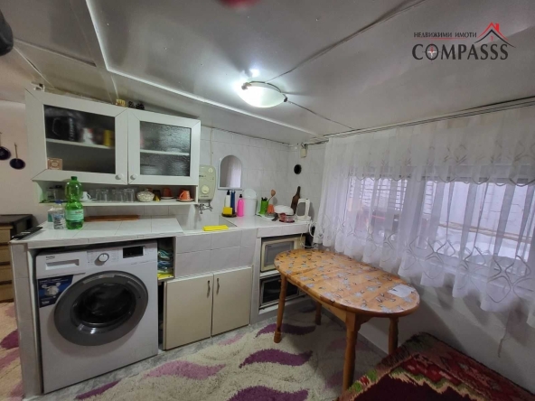 Къща в Добрич, Христо Ботев - 30 кв.м за 1581 €/кв.м - Снимка #1