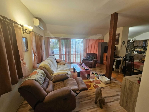 Едностаен апартамент в Пловдив, Кючук Париж - 100 кв.м за 612 €/кв.м - Снимка #1
