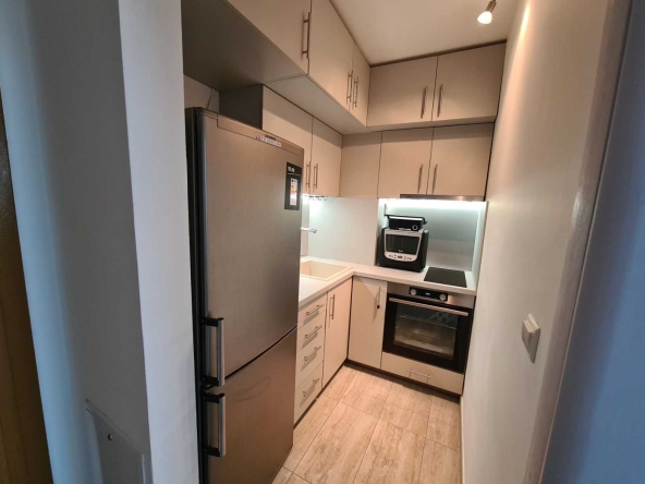 Дава се под наем Двустаен апартамент в София, Красно село - 62 кв.м за 458.49 € - Снимка #1