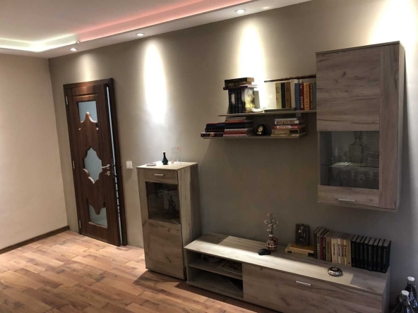 Дава се под наем Двустаен апартамент в София, Овча купел 1 - 60 кв.м за 348.84 € - Снимка #1