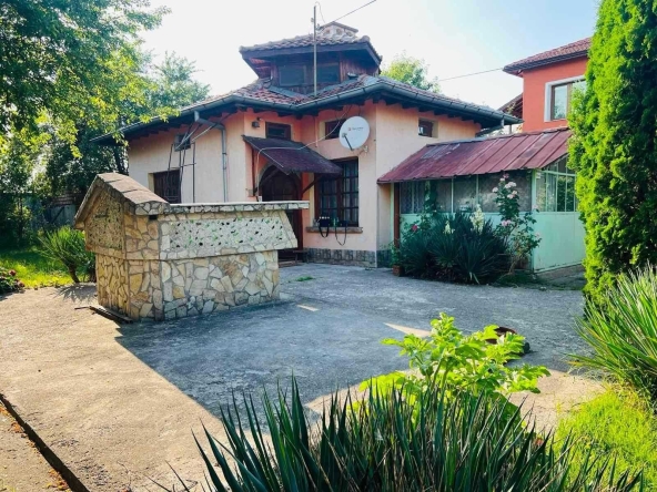 Къща в с. Волуяк, Област София-град - 53 кв.м за 2021 €/кв.м - Снимка #1