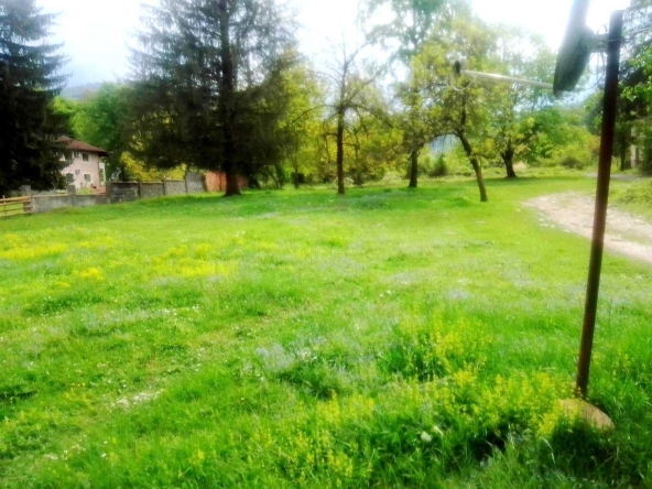 Парцел в Тетевен - 1462 кв.м за 14 €/кв.м - Снимка #1