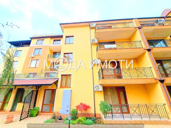 Къща в Свети Влас - 427 кв.м за 657 €/кв.м - Снимка #1