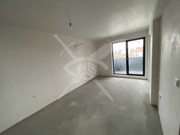 Тристаен апартамент в Пловдив, Христо Смирненски - 155 кв.м за 843 €/кв.м - Снимка #1